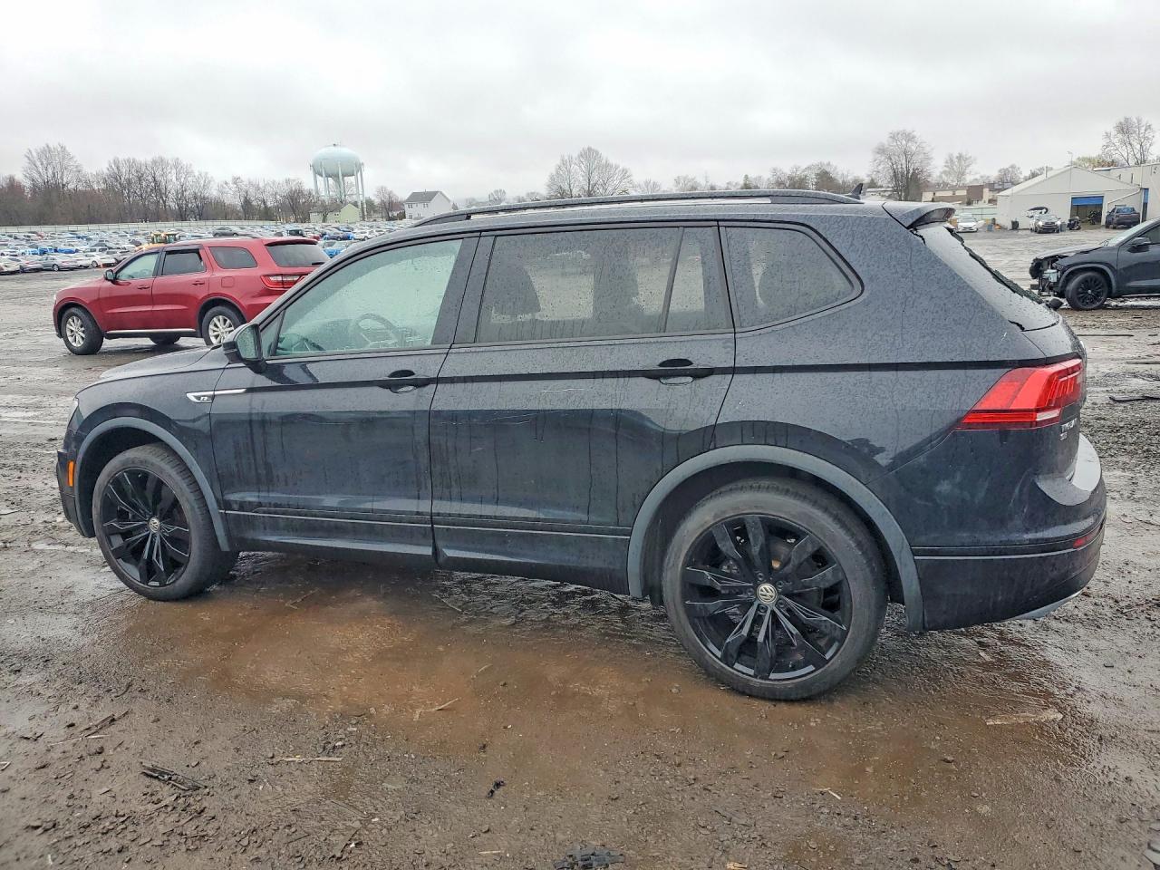 2020 Volkswagen Tiguan Se - Image 2