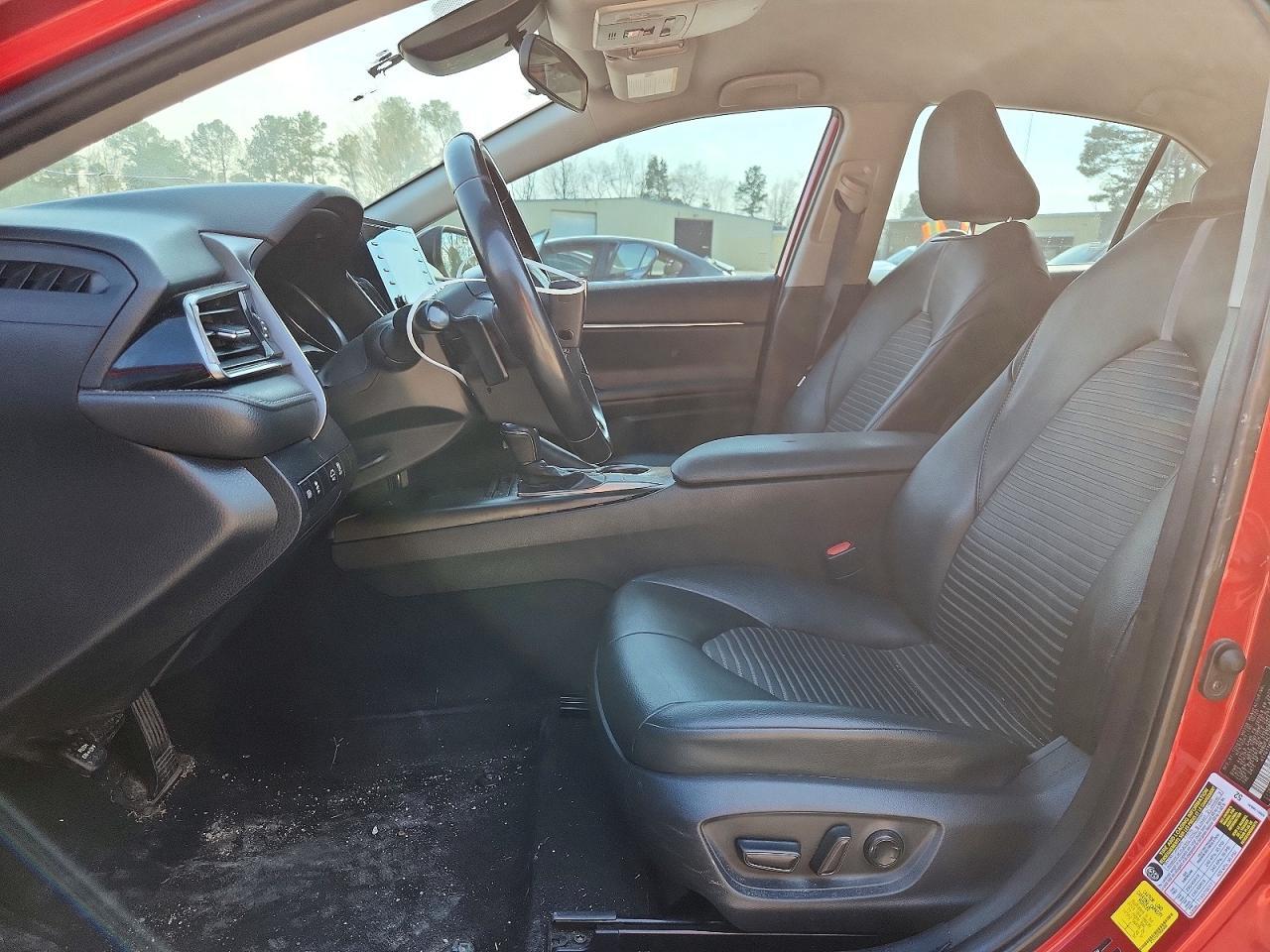 2021 Toyota Camry Se - Фото 7