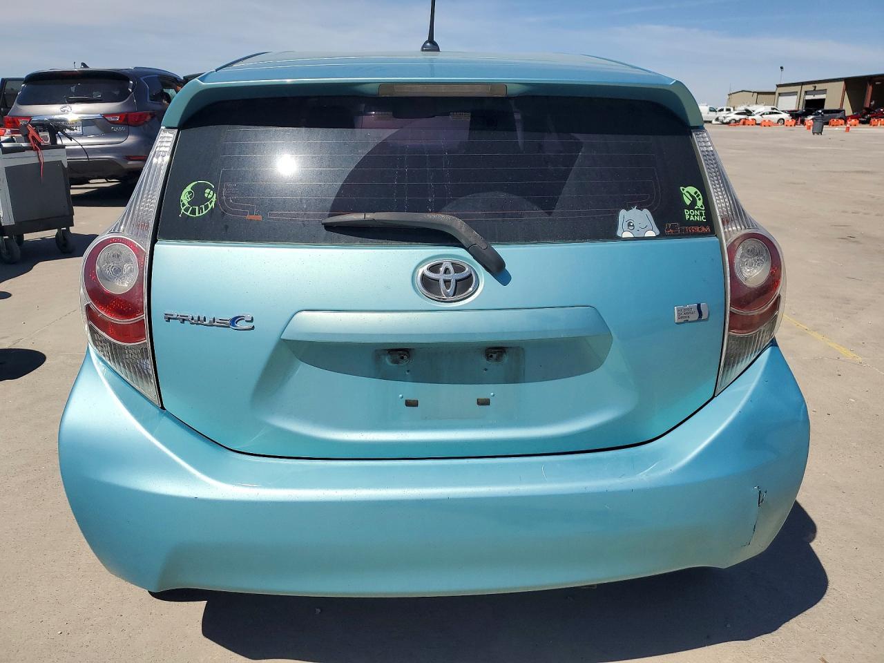 2013 Toyota Prius C One - Image 6