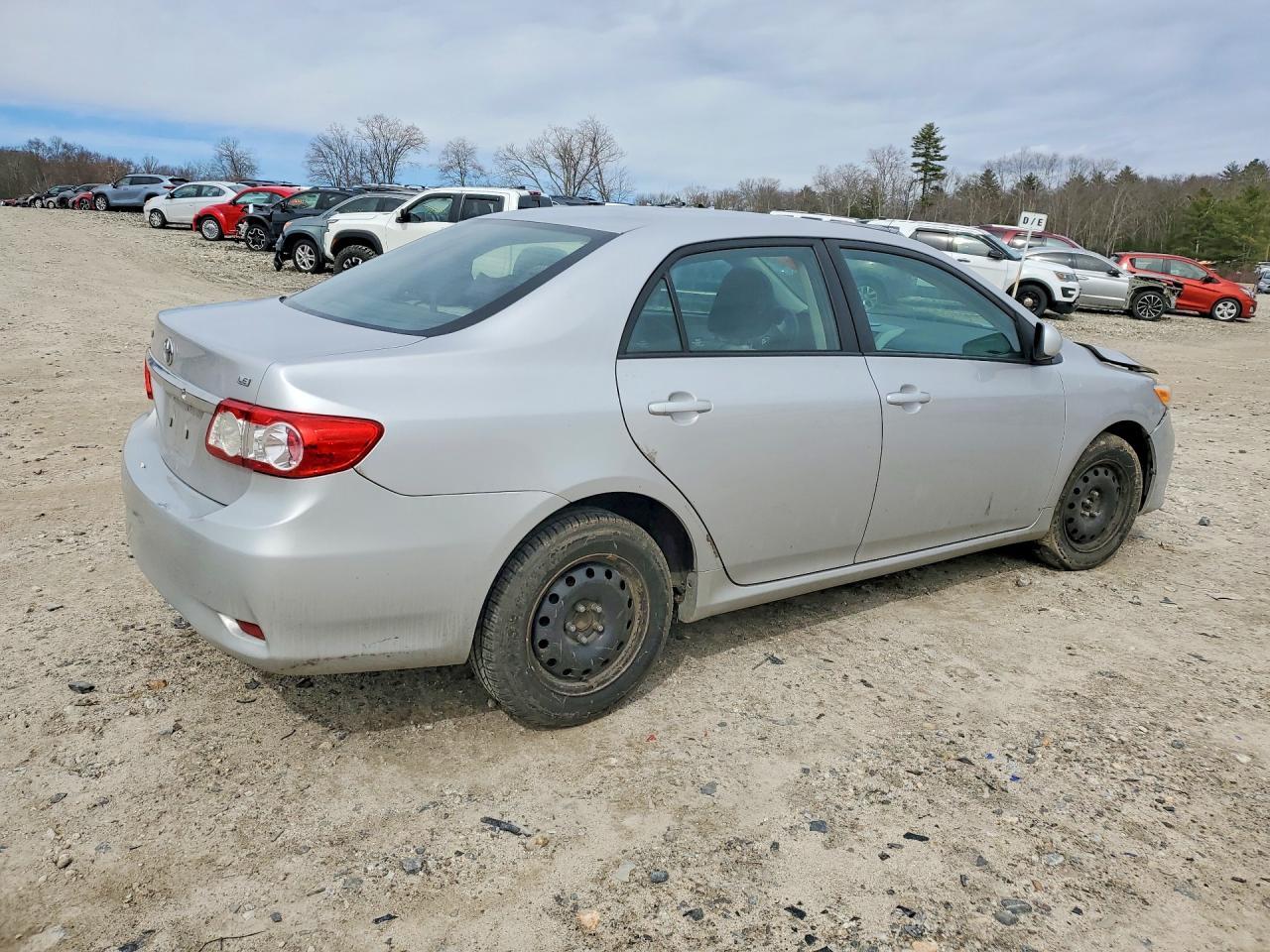 2011 Toyota Corolla Le - Фото 3