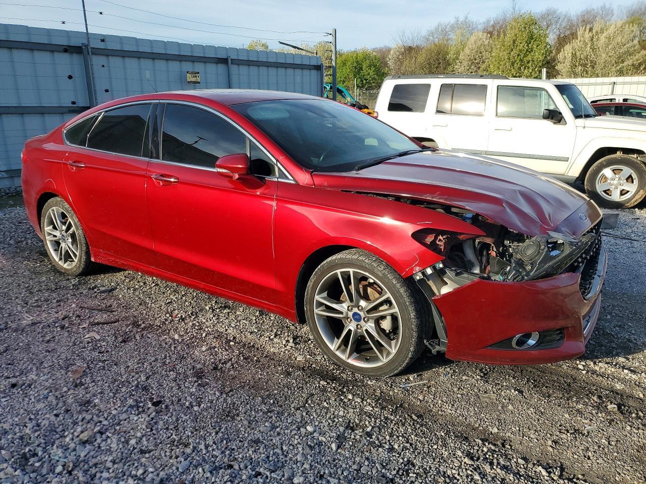 2016 Ford Fusion Titanium - Image 4