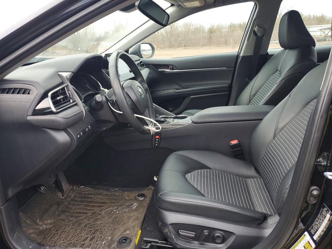 2023 Toyota Camry Se - Image 7