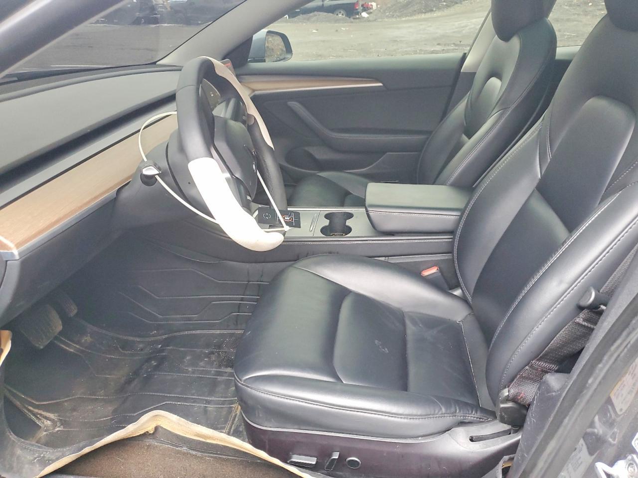 2022 Tesla Model 3 - Фото 7