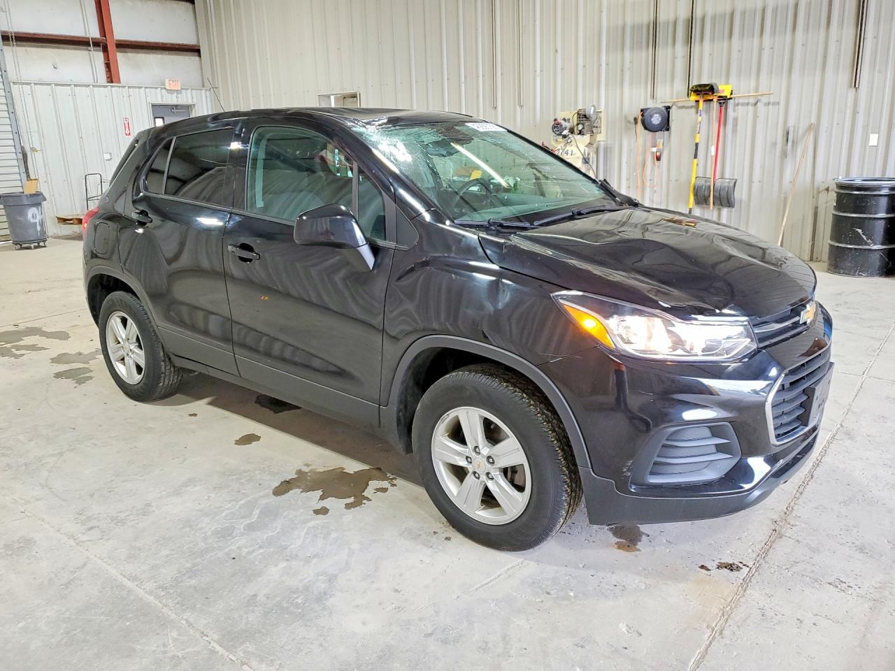 2020 Chevrolet Trax Ls - Image 4