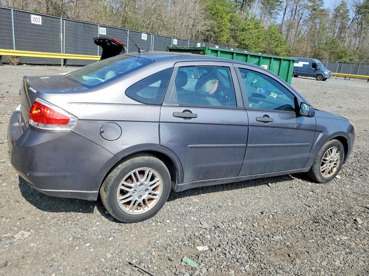 2010 Ford Focus Se - Фото 3