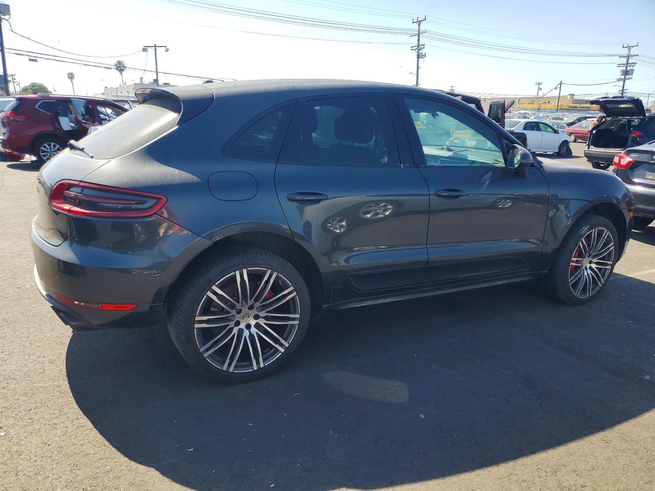 2017 Porsche Macan Turbo - Фото 3