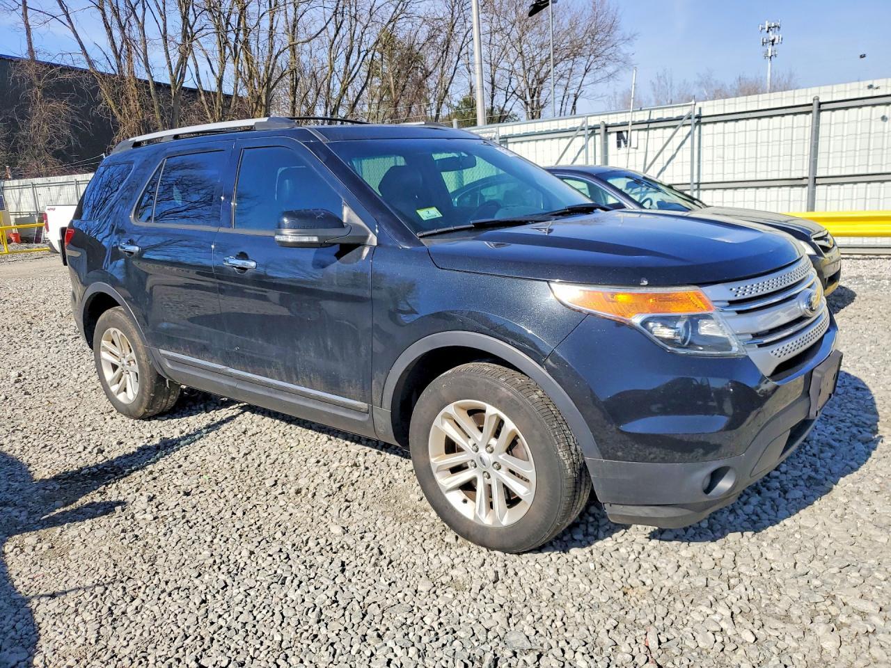 2014 Ford Explorer Xlt - Фото 4