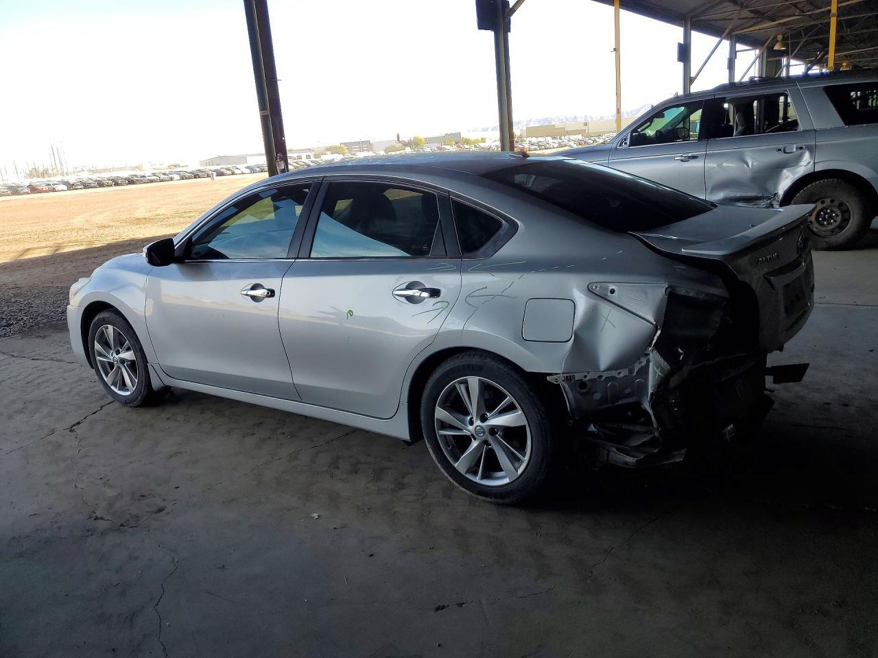 2013 Nissan Altima 2.5 - Фото 2