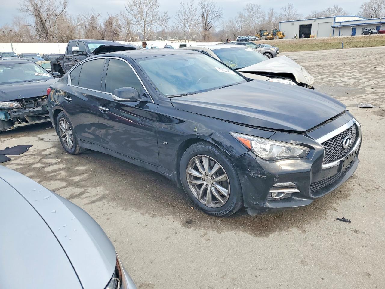 2015 Infiniti Q50 Premium - Фото 4