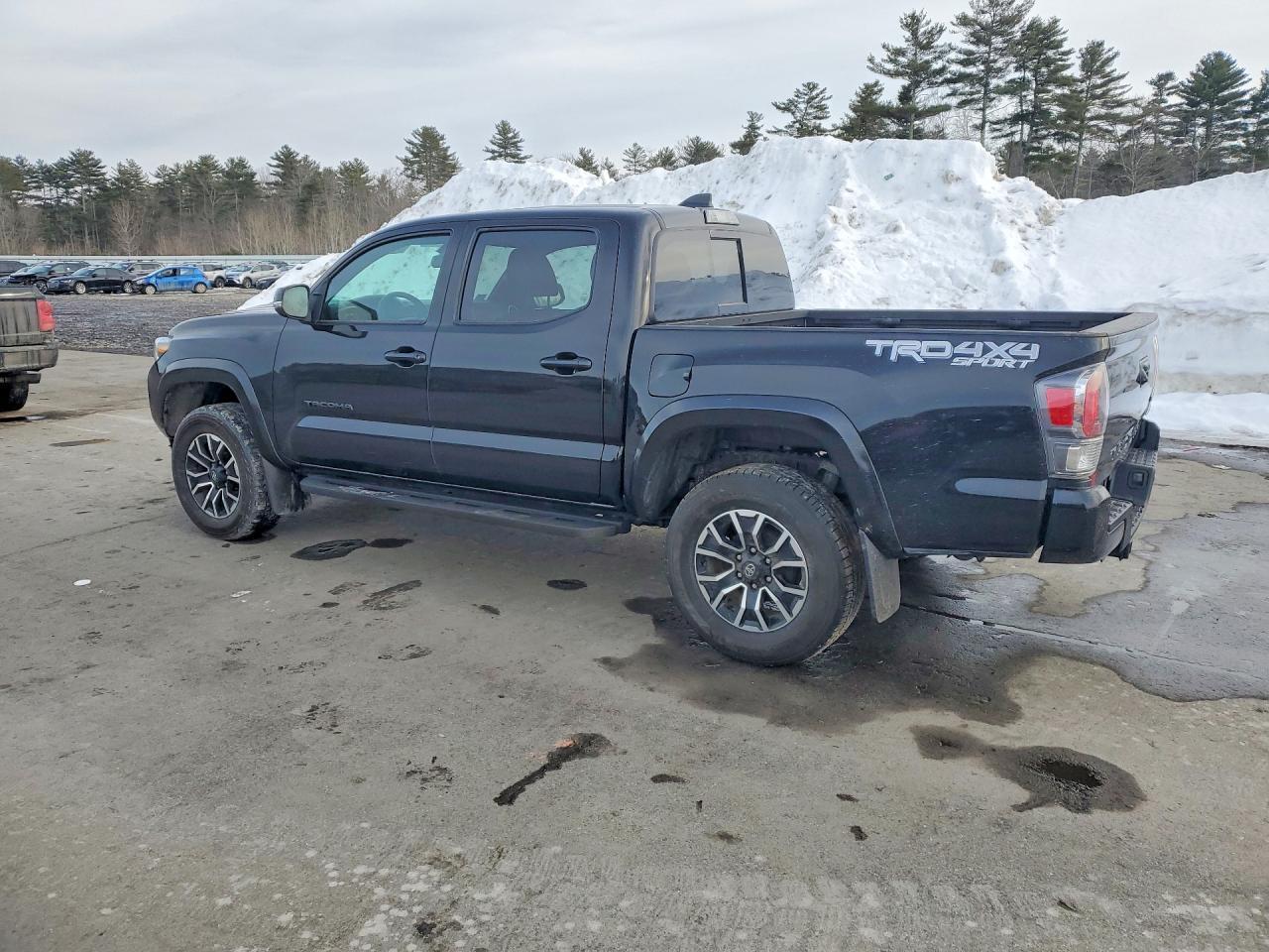 2023 Toyota Tacoma Trd Sport - Image 2