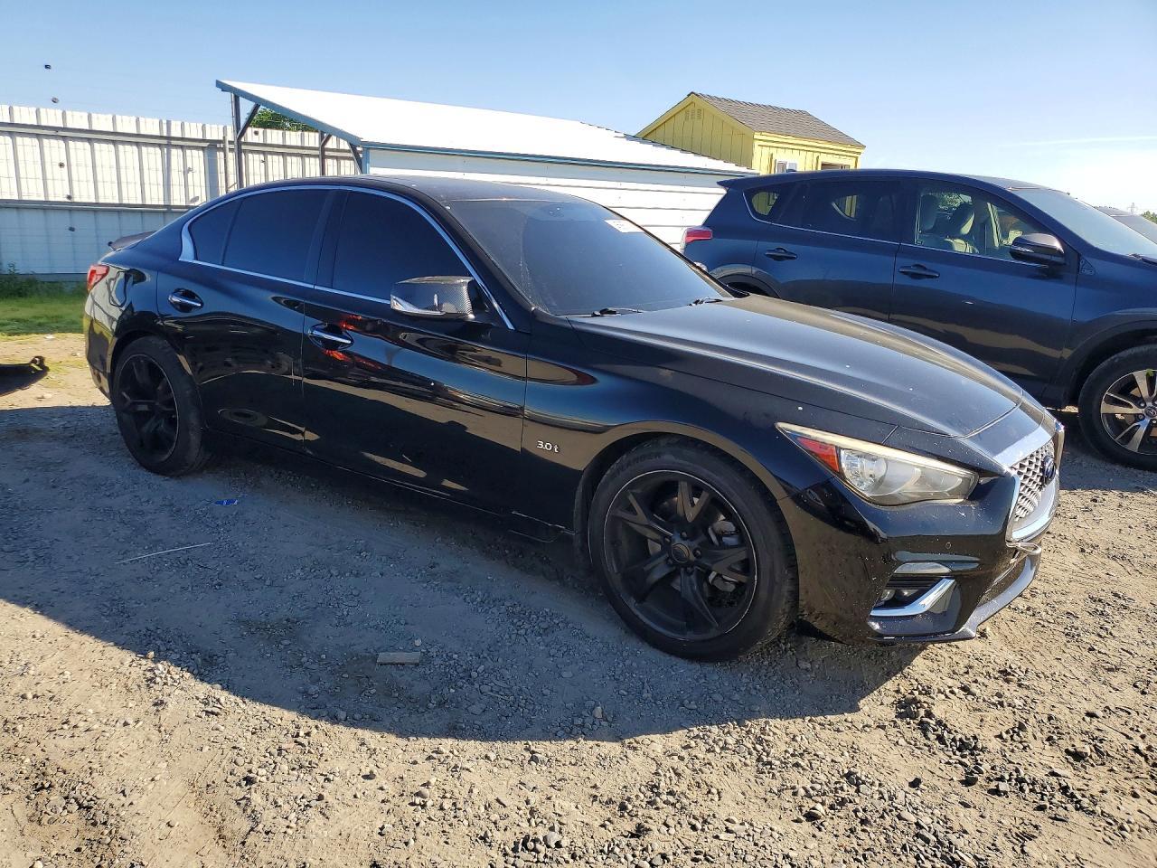2017 Infiniti Q50 3.0T Premium - Фото 4