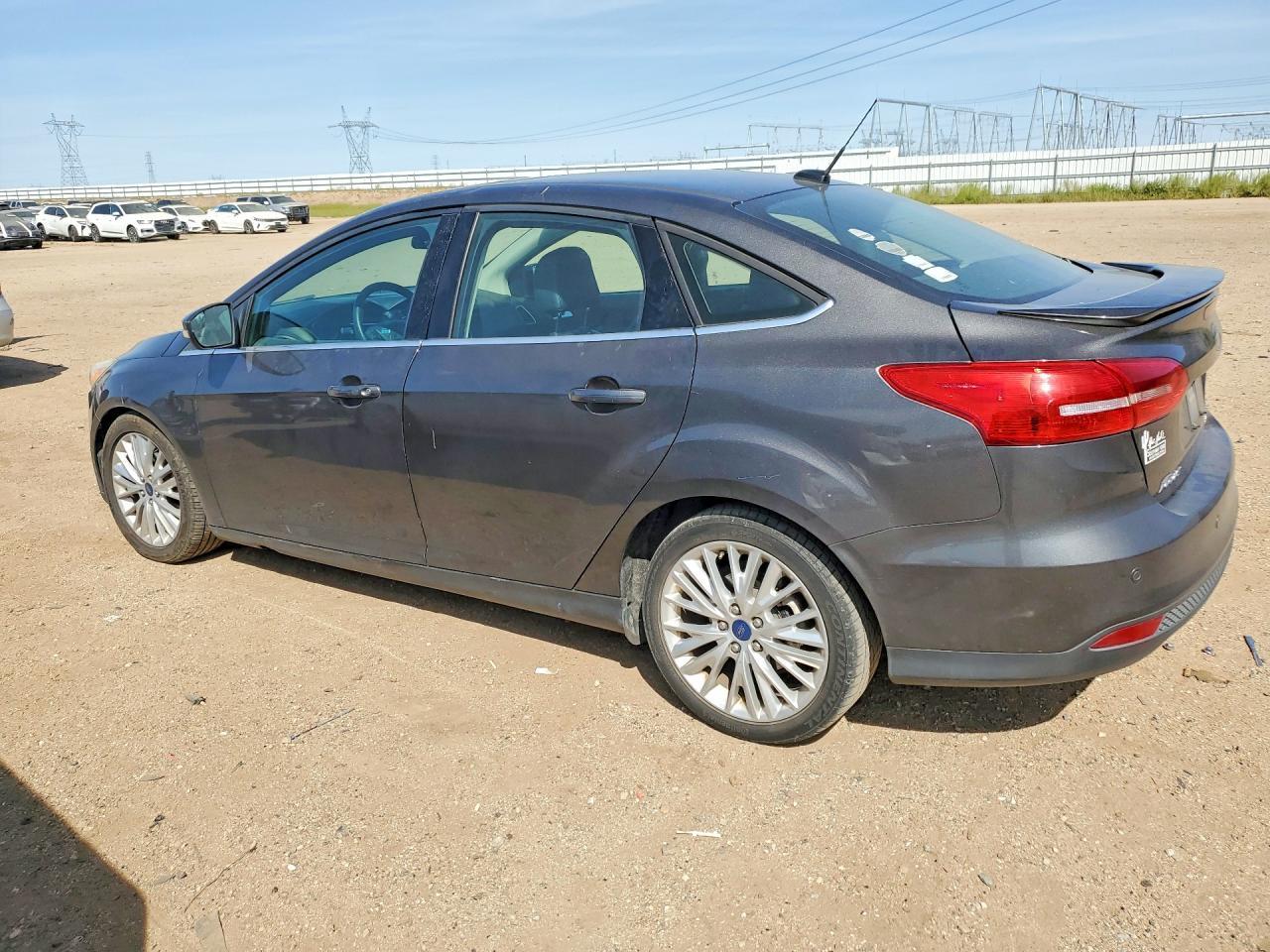 2015 Ford Focus Titanium - Фото 2