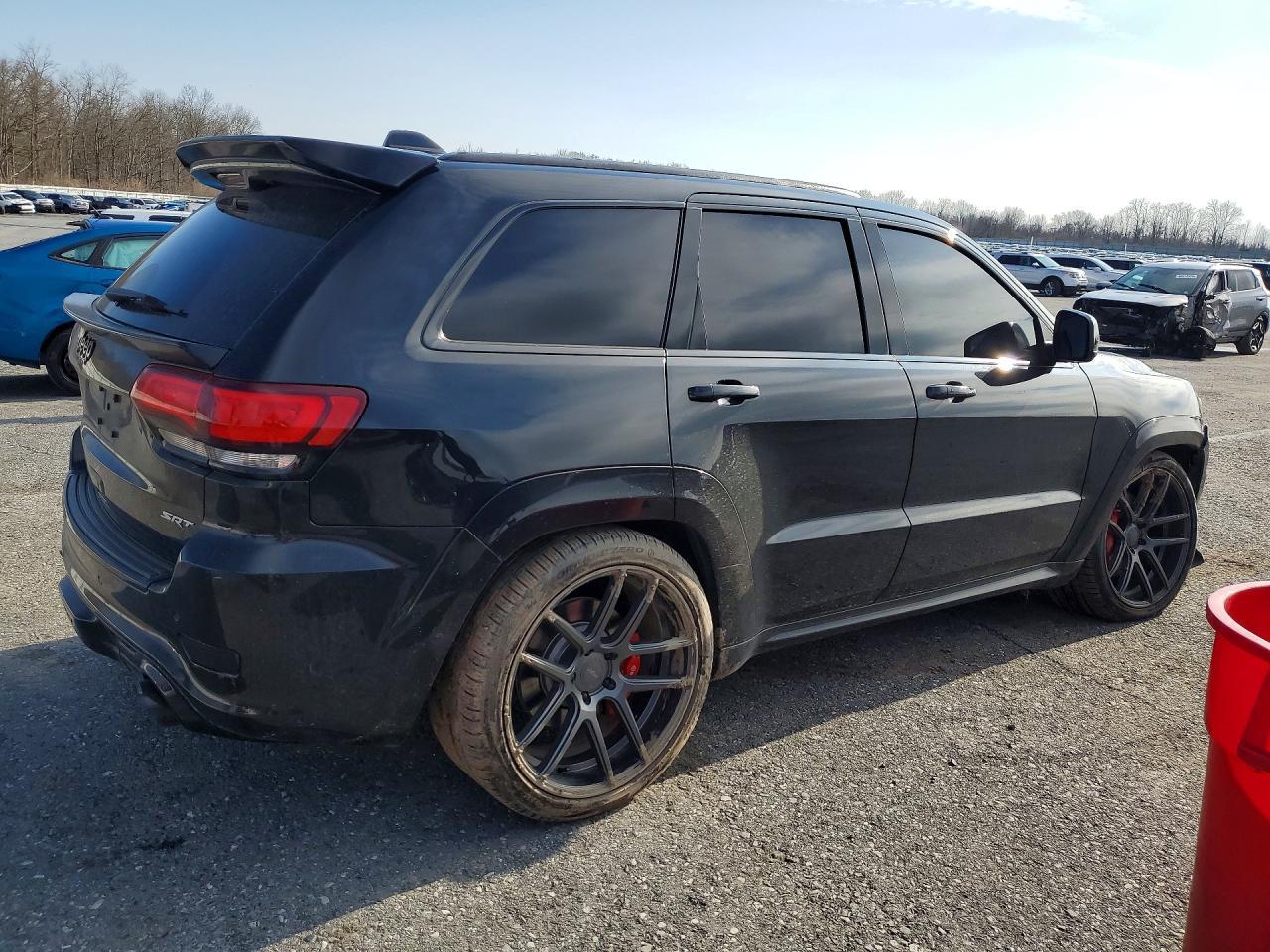 2015 Jeep Grand Cherokee Srt-8 - Фото 3