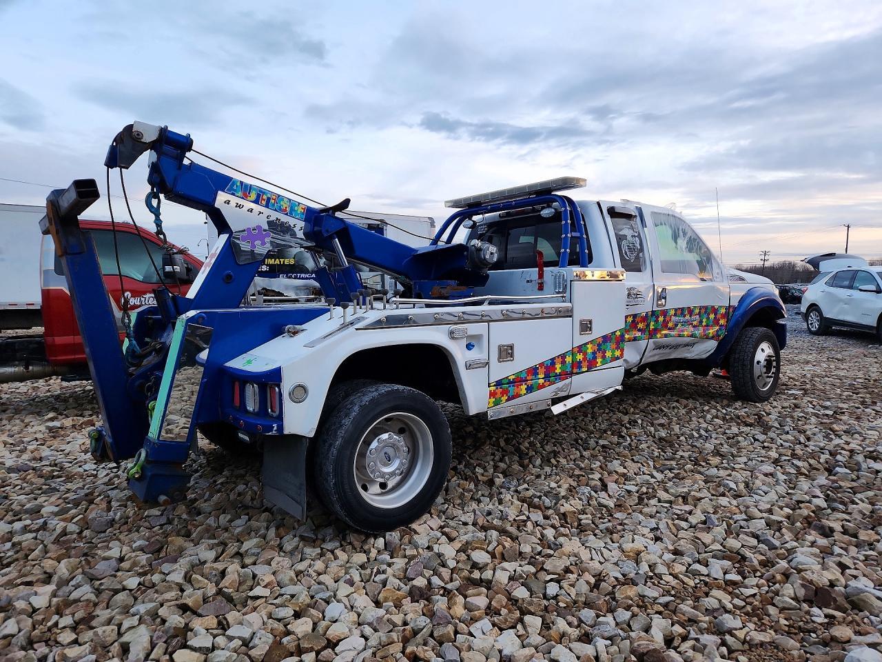 2016 Ford F550 Super Duty - Фото 3