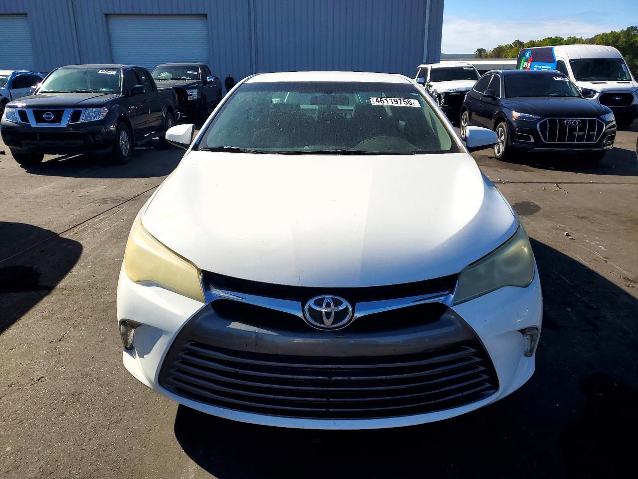2016 Toyota Camry Le - Фото 5