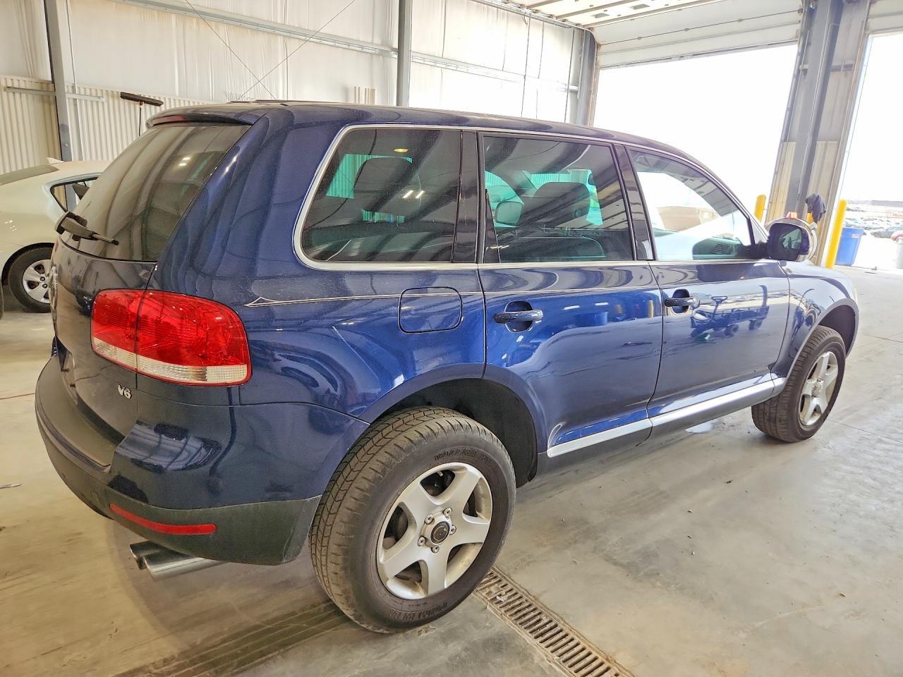 2004 Volkswagen Touareg 3.2 - Фото 3