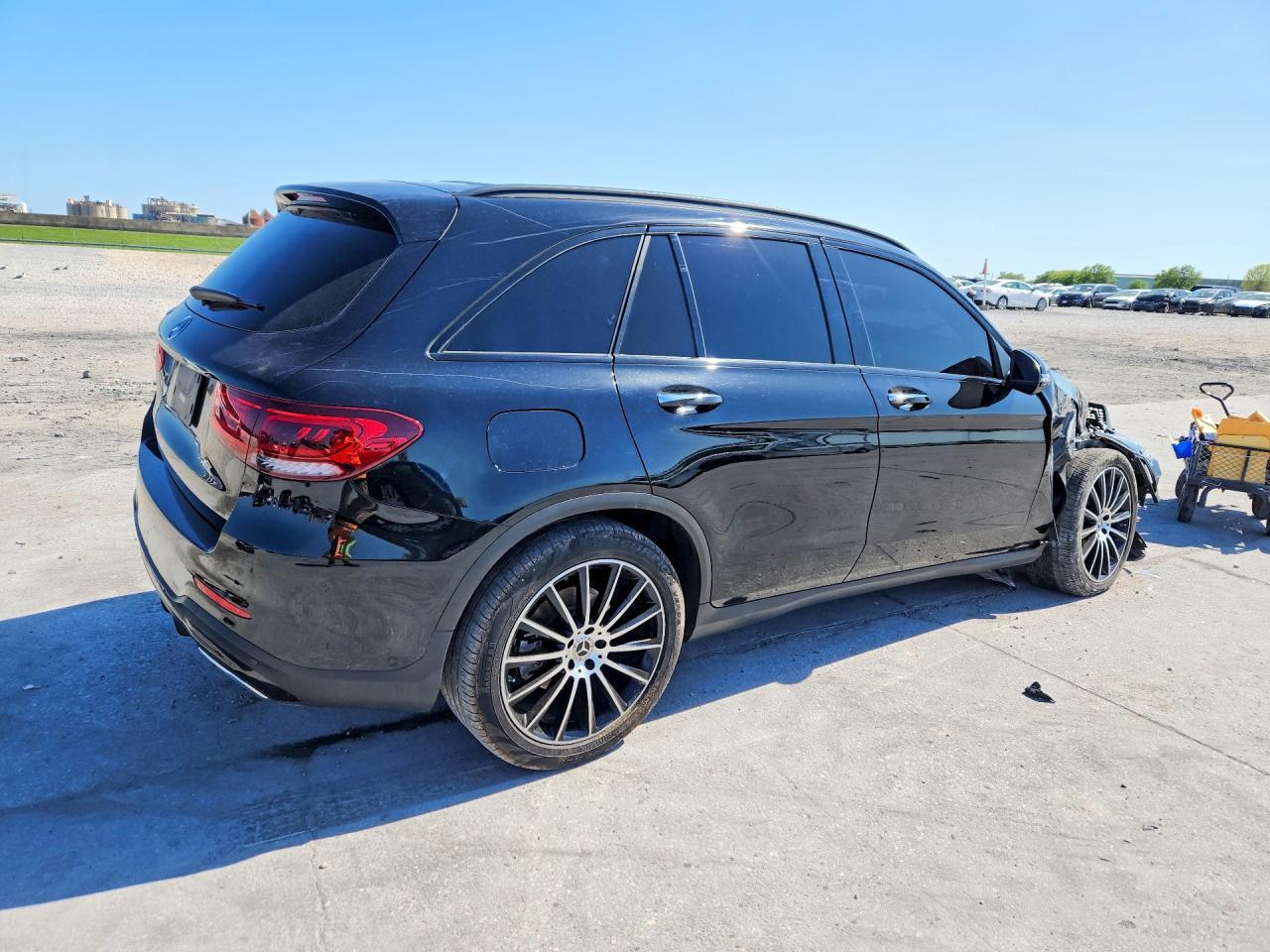 2021 Mercedes-Benz Glc 300 - Фото 3