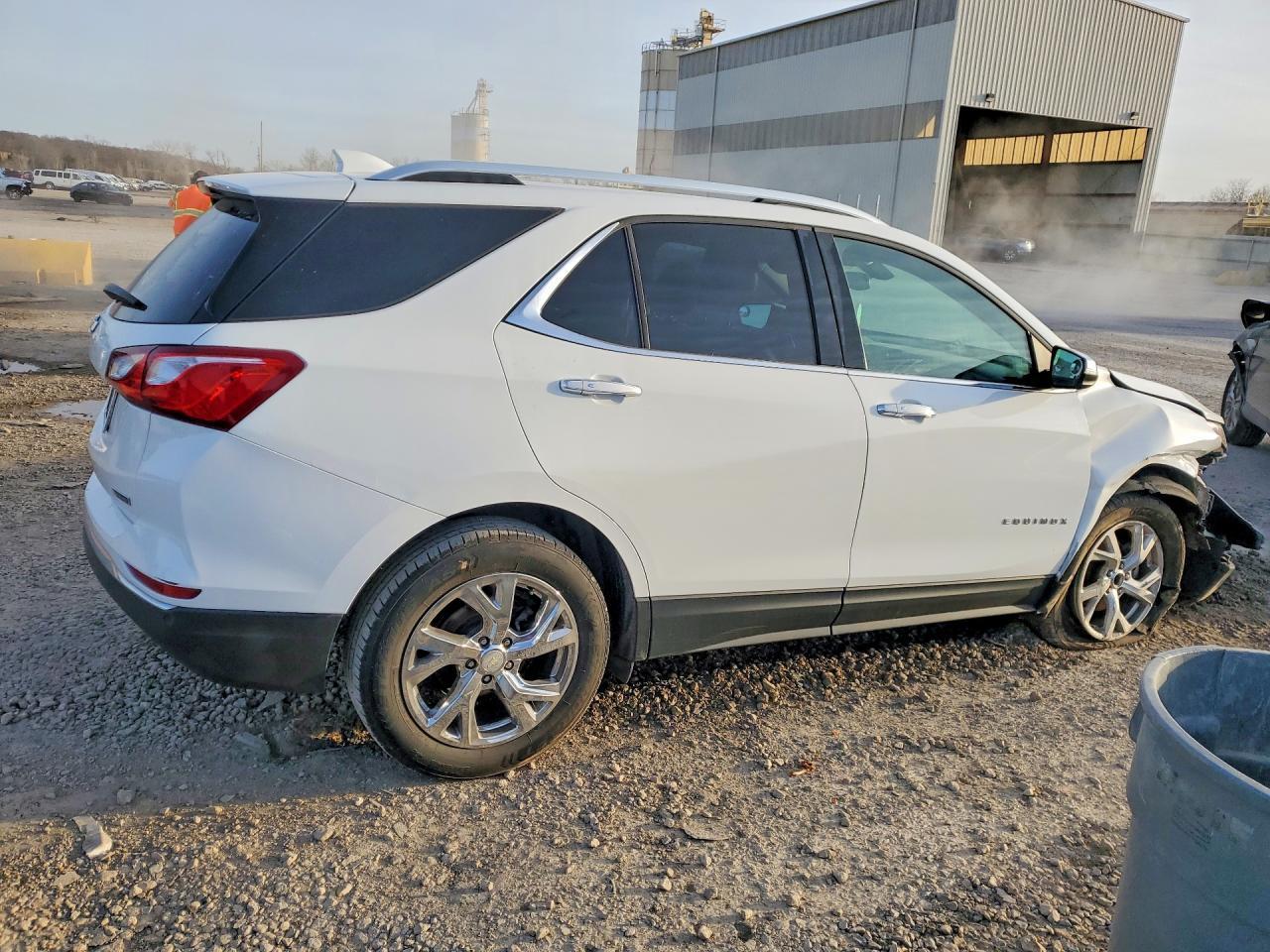 2018 Chevrolet Equinox Premier - Фото 3