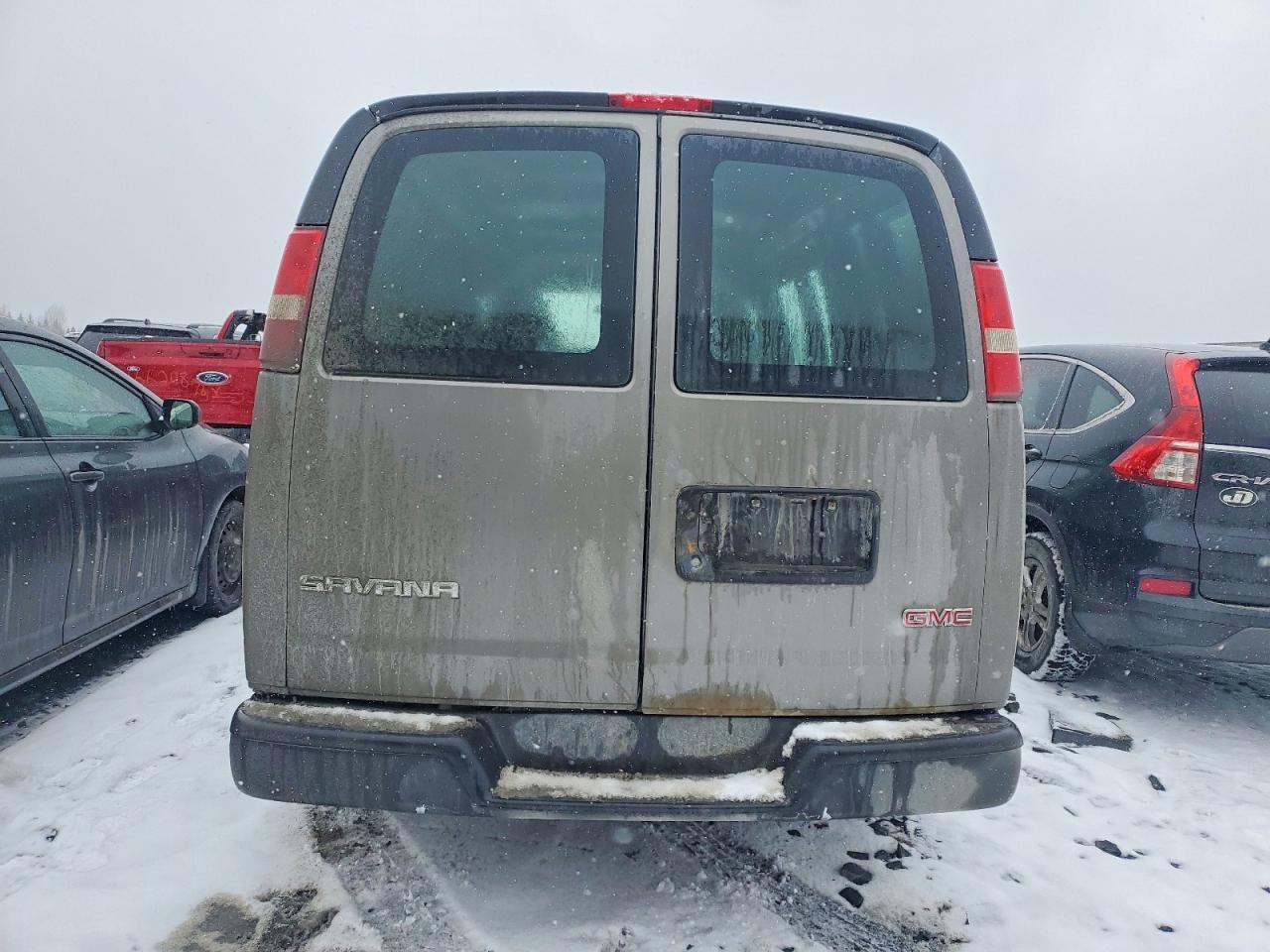 2012 GMC Savana G1500 - Image 6