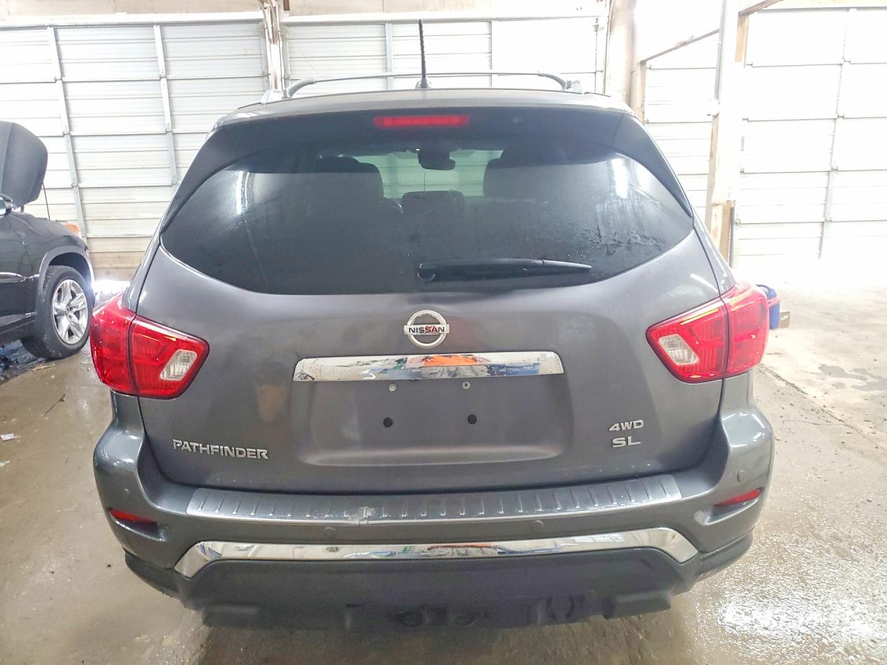 2017 Nissan Pathfinder Sl - Image 6