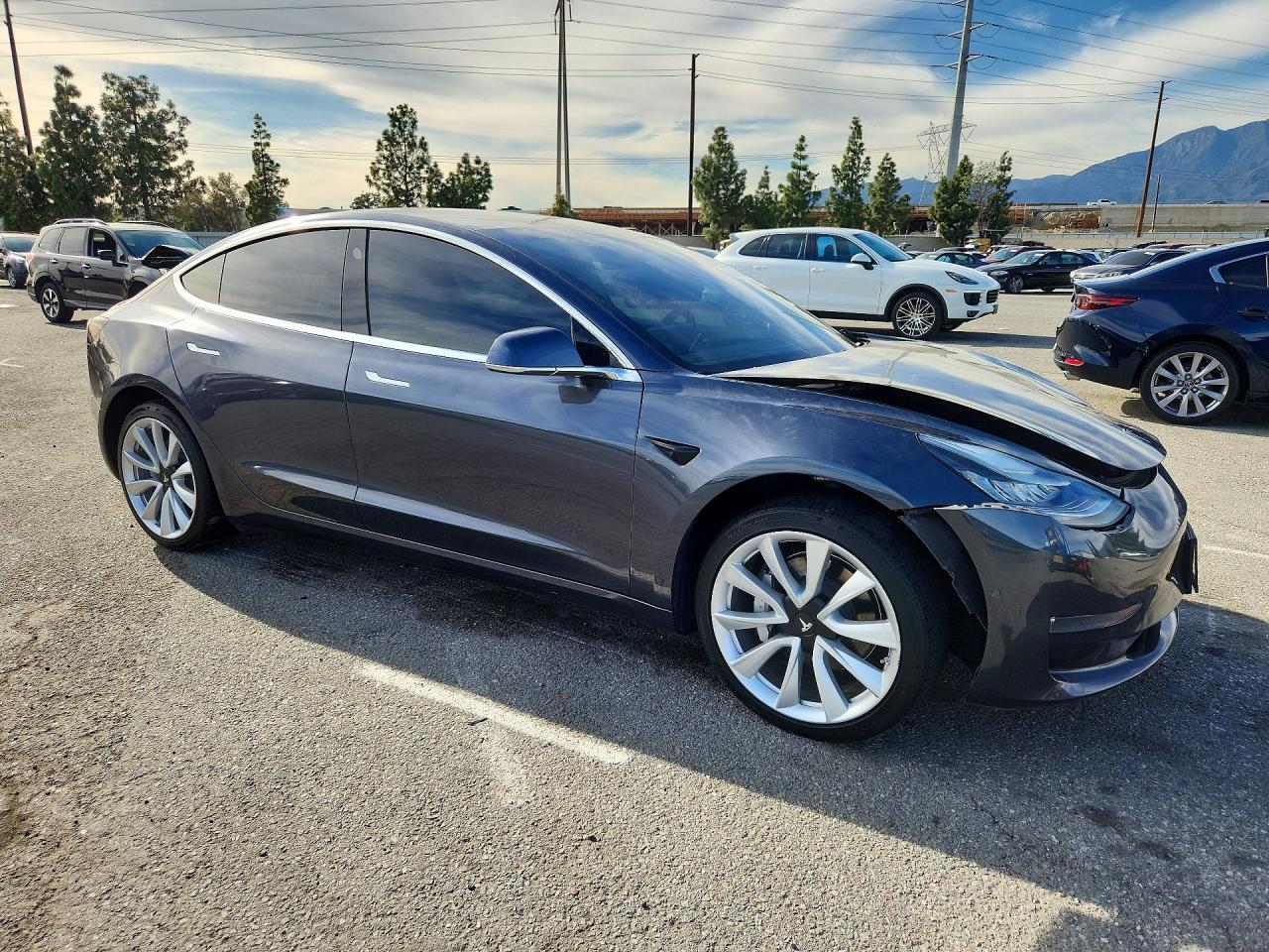 2020 Tesla Model 3 - Image 4
