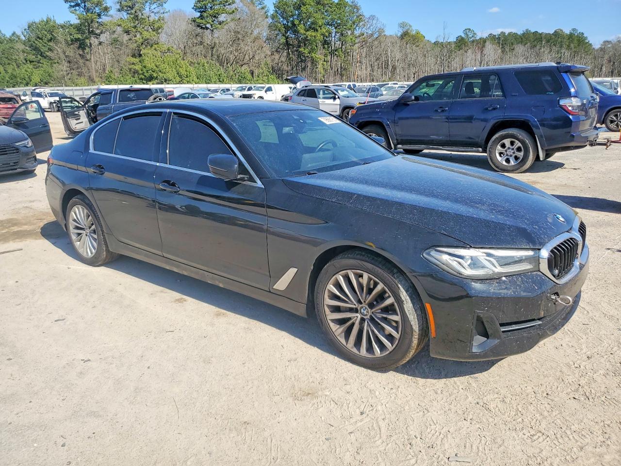 2021 BMW 530 - Фото 4