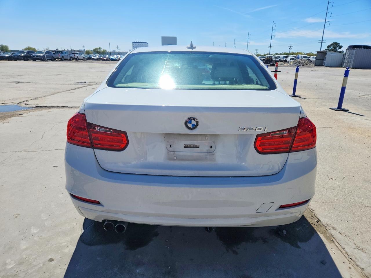 2014 BMW 328 I - Image 6