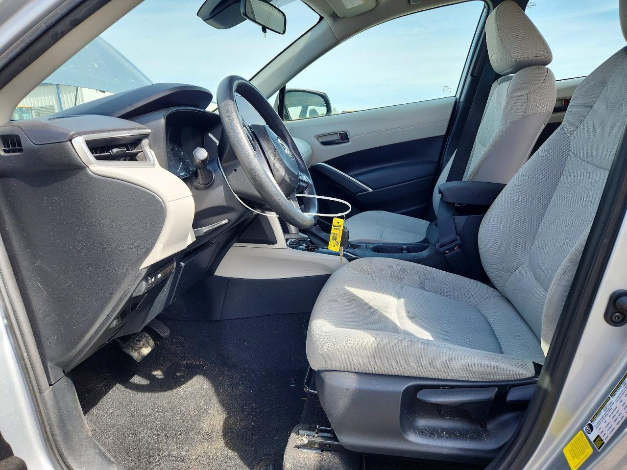 2024 Toyota Corolla Cross L - Image 7