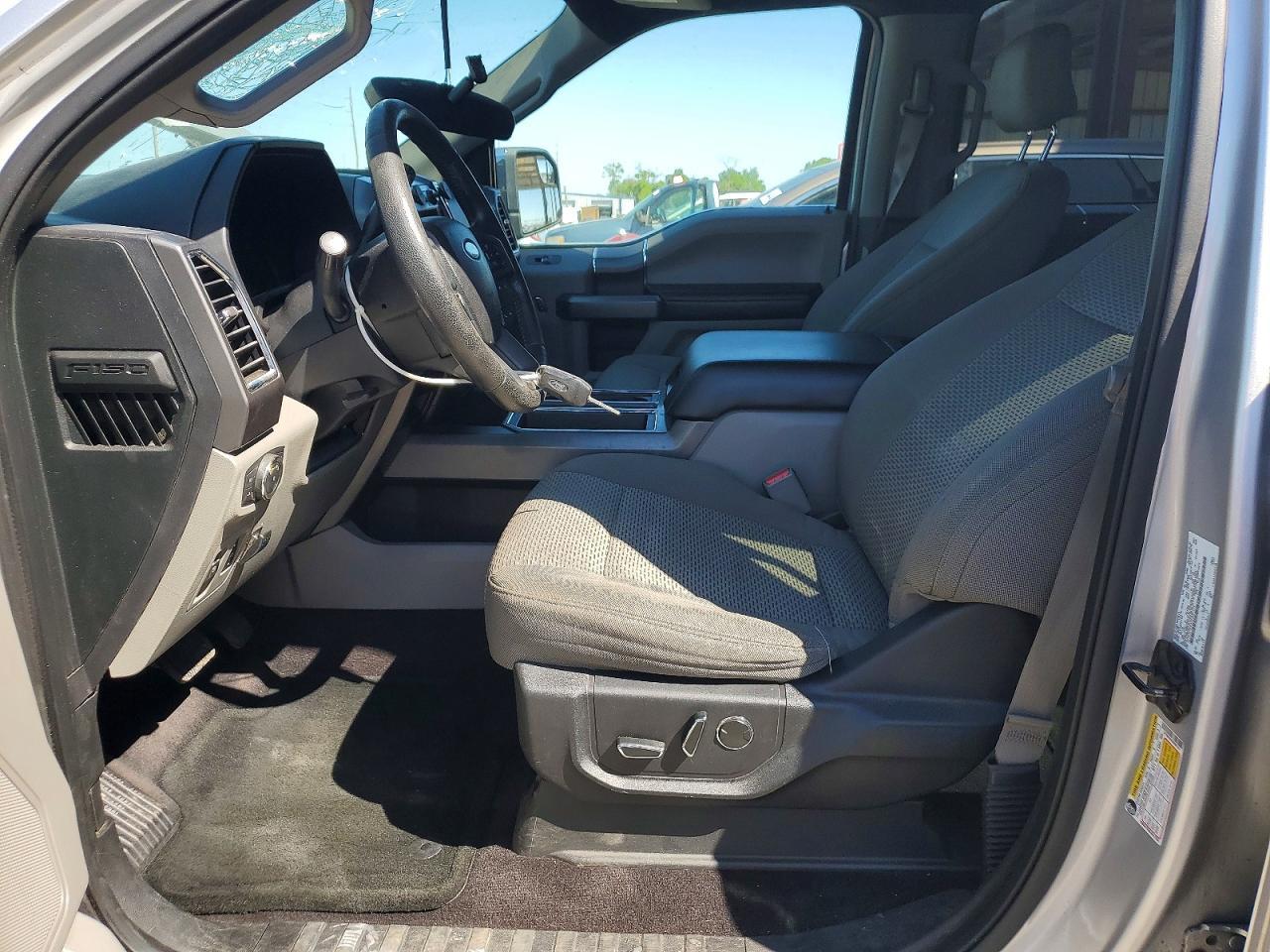 2016 Ford F150 Supercrew - Фото 7