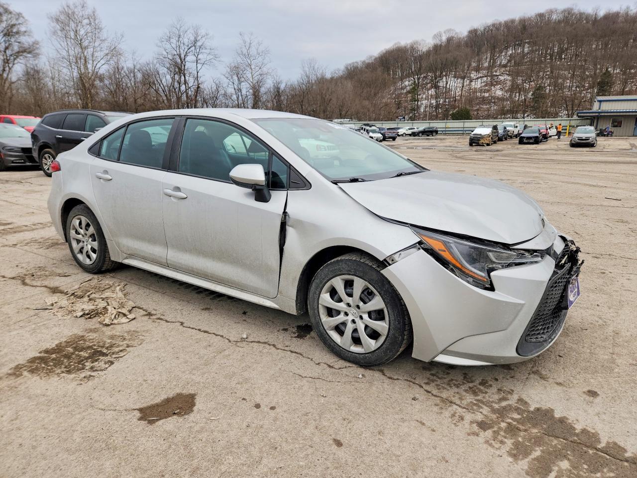 2020 Toyota Corolla Le - Фото 4