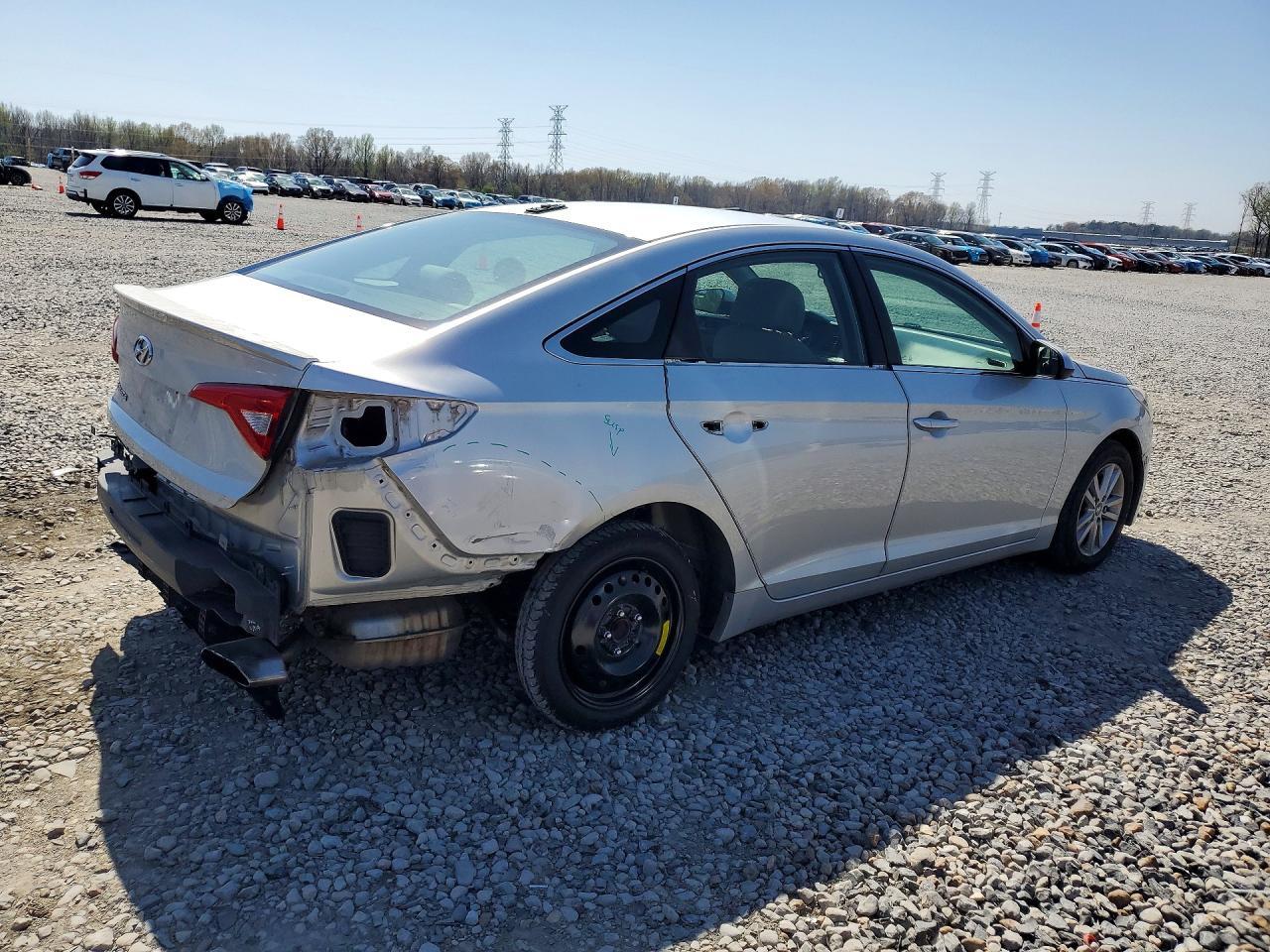 2016 Hyundai Sonata Se - Image 3