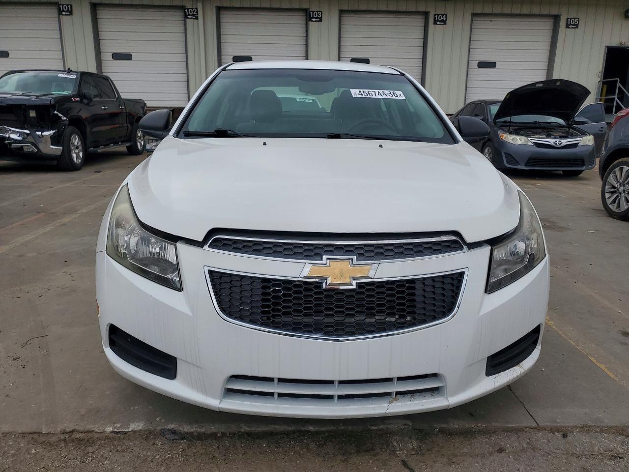 2013 Chevrolet Cruze Ls - Image 5