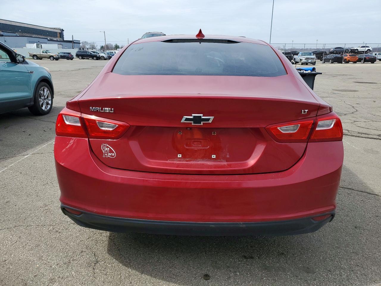 2016 Chevrolet Malibu Lt - Фото 6
