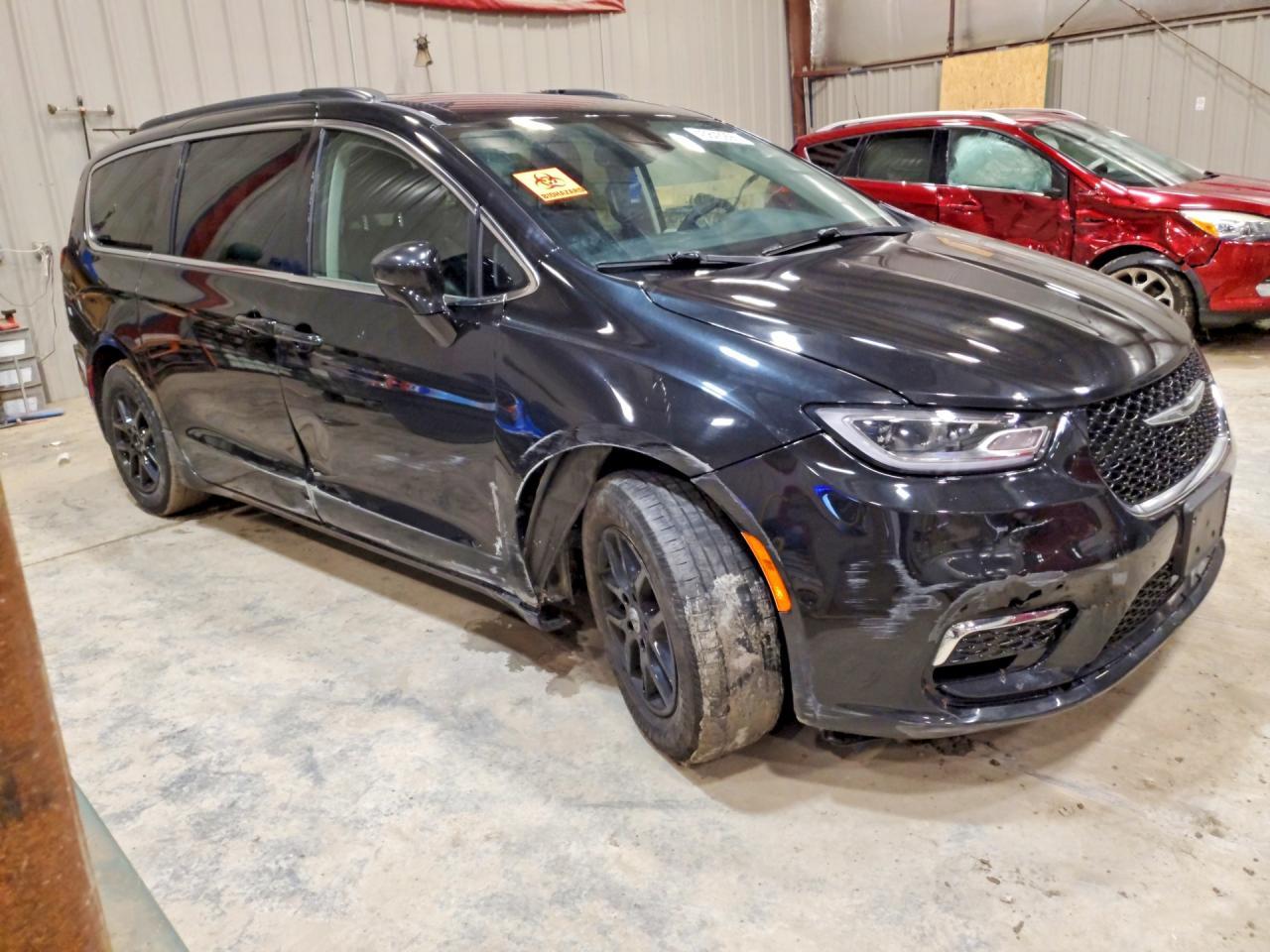 2022 Chrysler Pacifica Touring L - Image 4