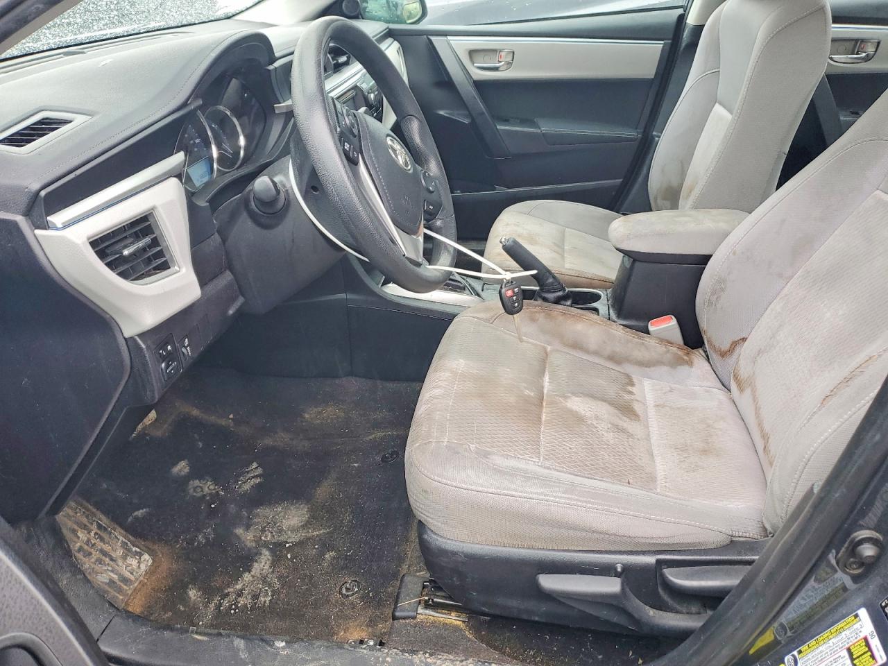 2015 Toyota Corolla Le - Фото 7