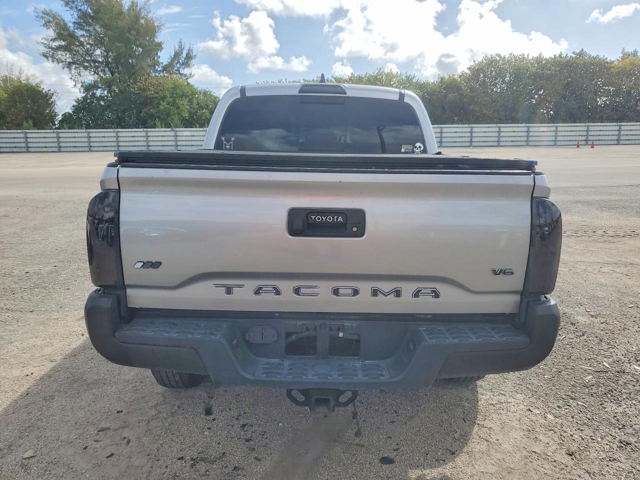 2021 Toyota Tacoma Double Cab - Фото 6