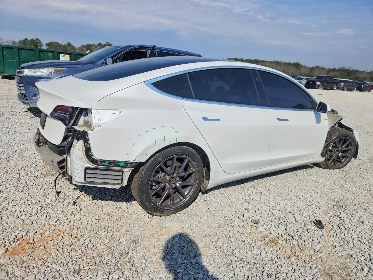 2020 Tesla Model 3 - Фото 3