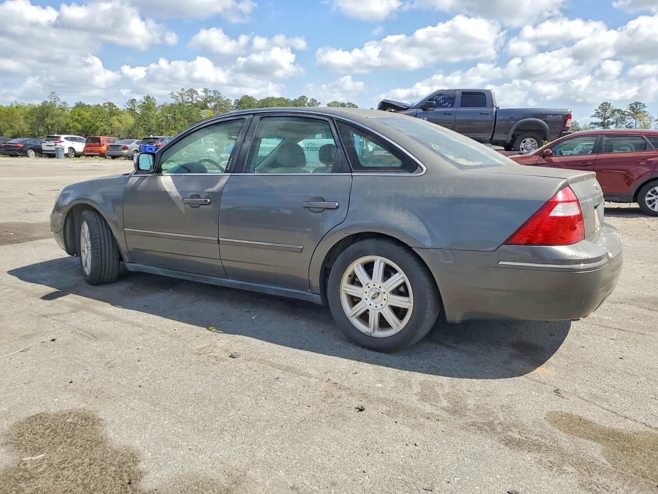 2005 Ford Five Hundred Limited - Фото 2