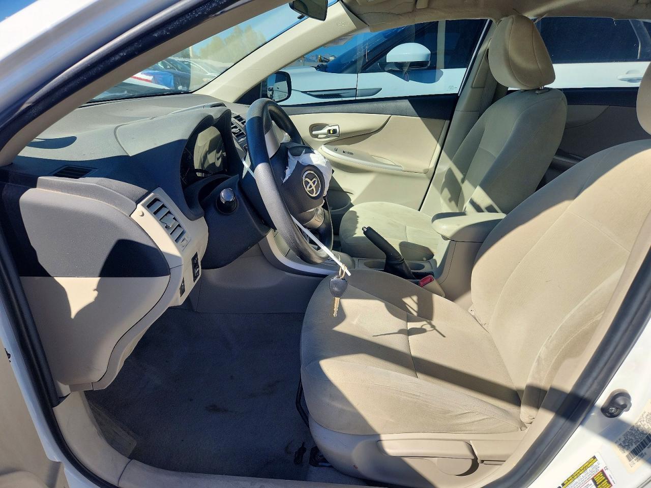 2012 Toyota Corolla Le - Фото 7