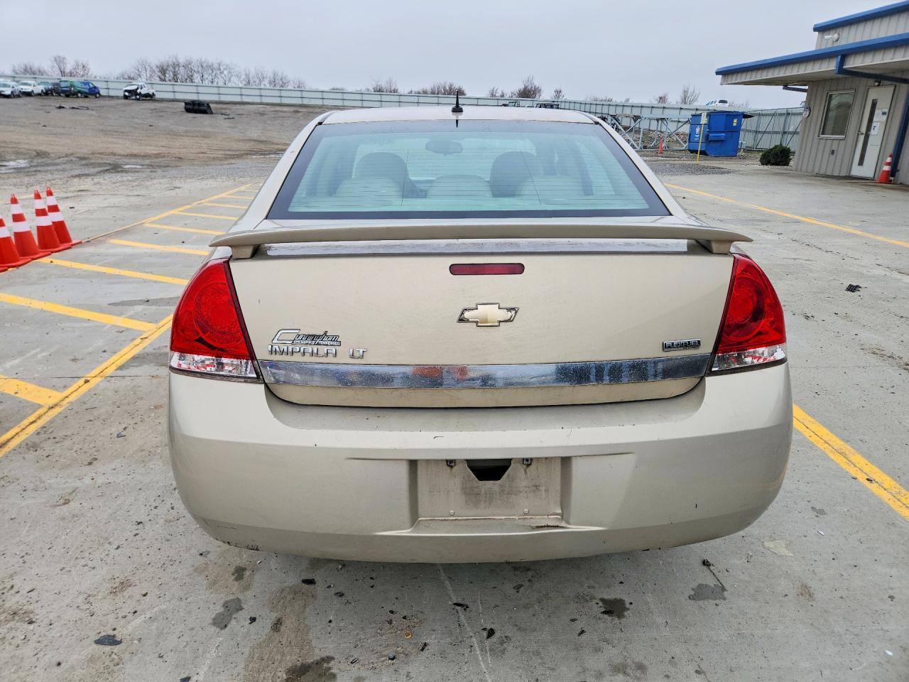 2010 Chevrolet Impala Lt - Фото 6
