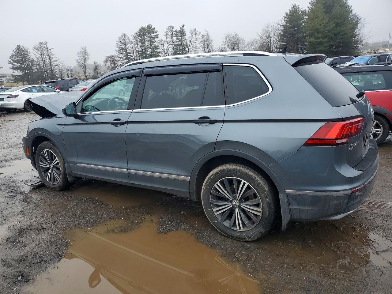 2018 Volkswagen Tiguan Se - Фото 2