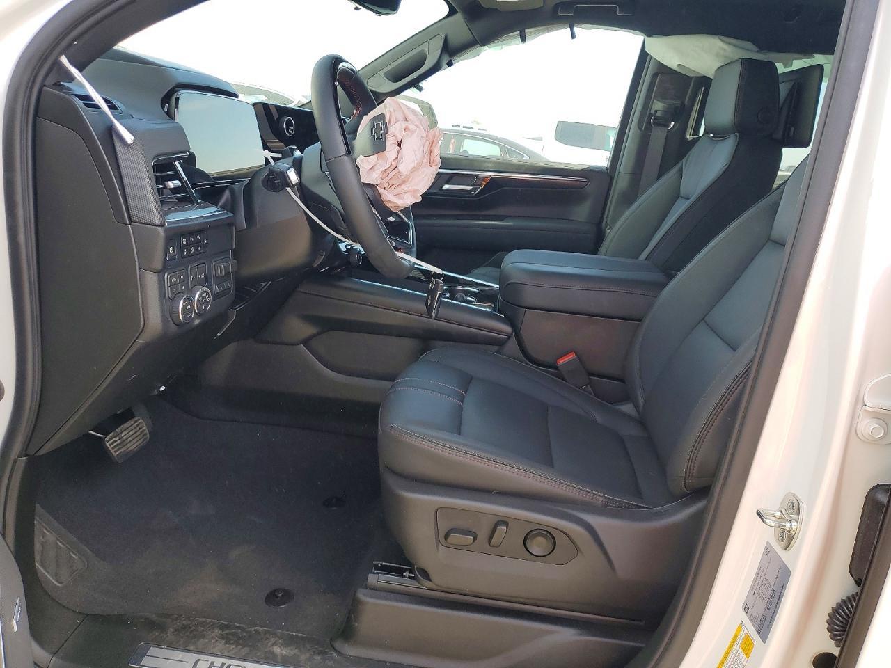 2025 Chevrolet Tahoe K1500 Rst - Image 7