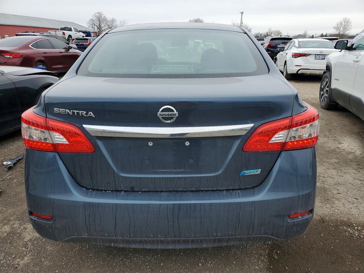 2014 Nissan Sentra S - Фото 6