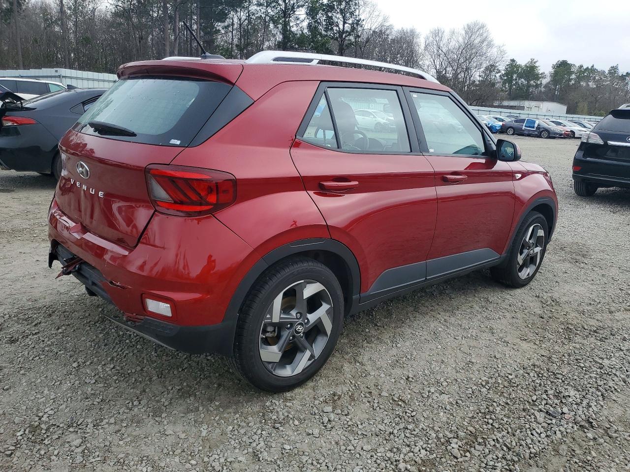 2024 Hyundai Venue Sel - Фото 3