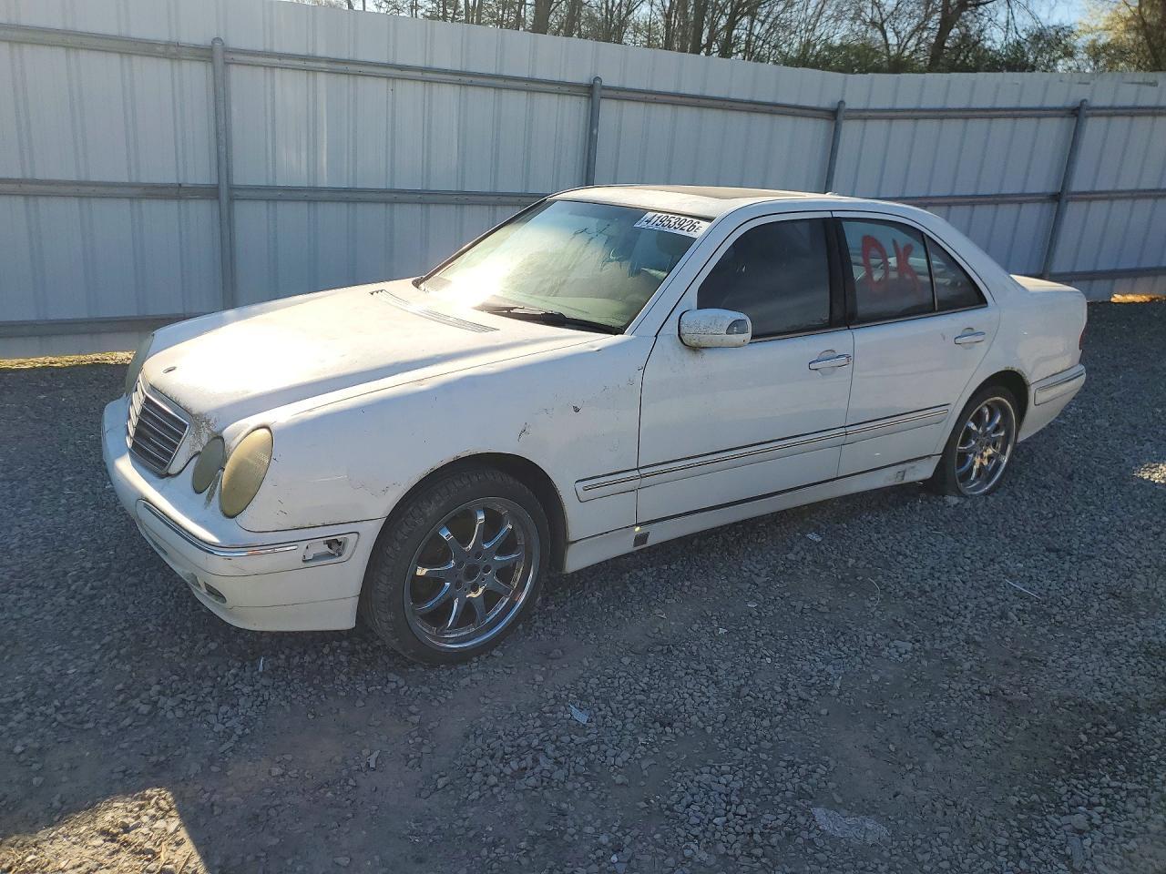 2000 Mercedes-Benz E 320