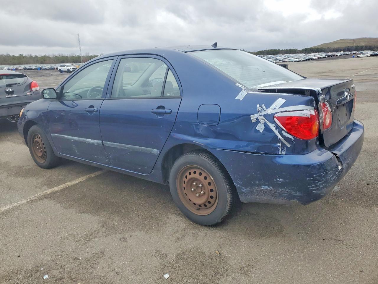 2004 Toyota Corolla Ce - Фото 2
