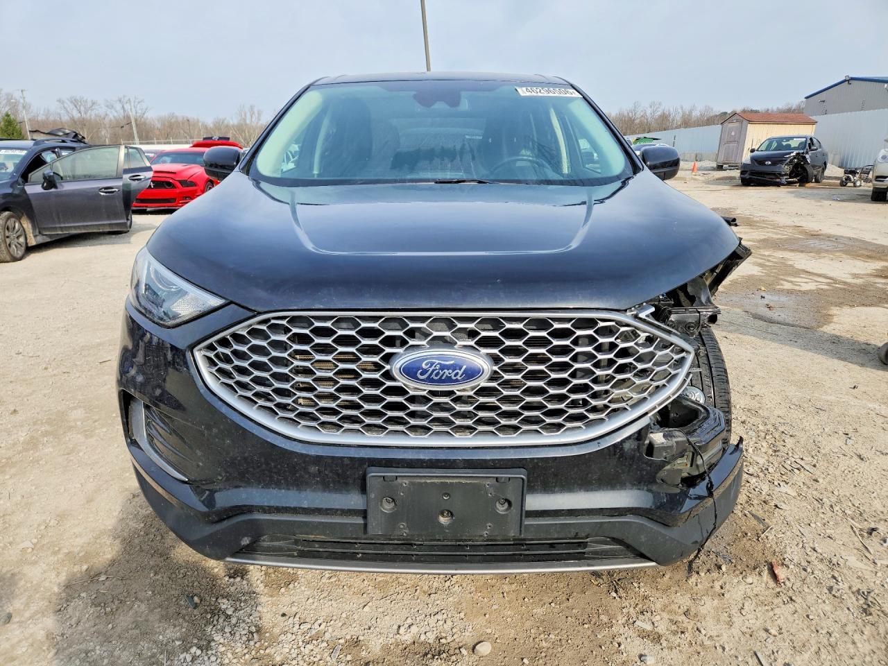 2023 Ford Edge Sel - Image 5