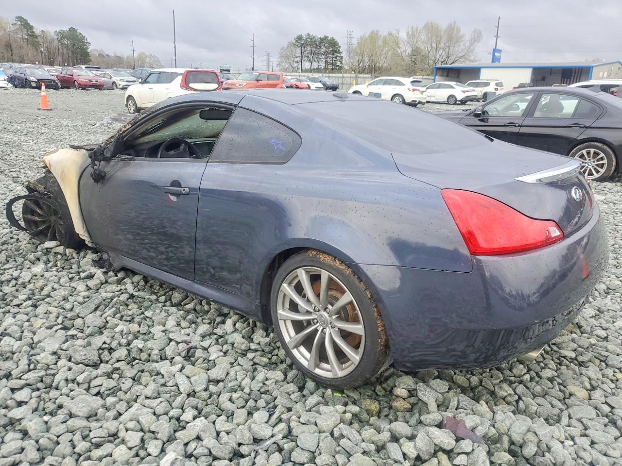 2009 Infiniti G37 Coupe Base - Фото 2