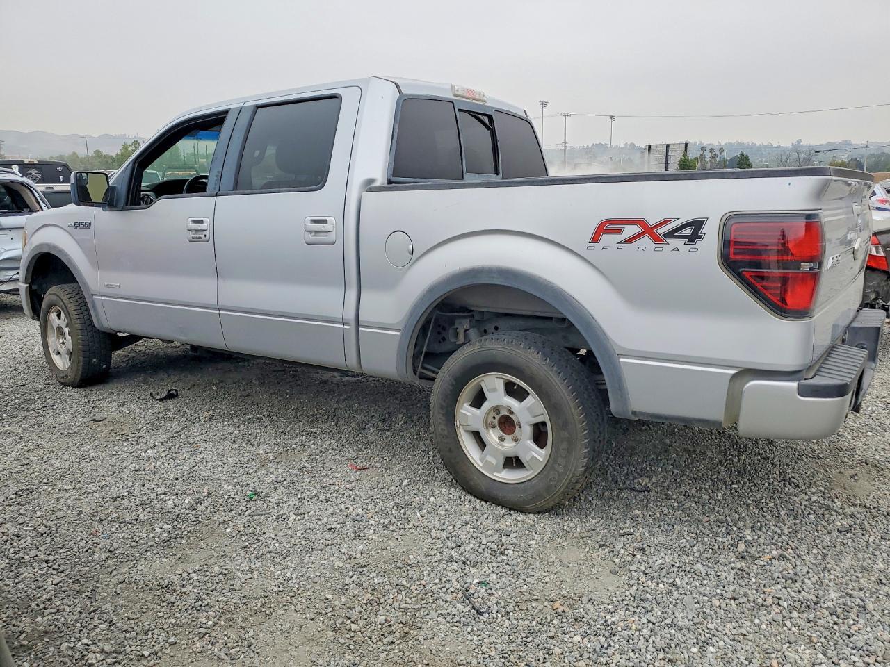 2012 Ford F150 Supercrew - Фото 2