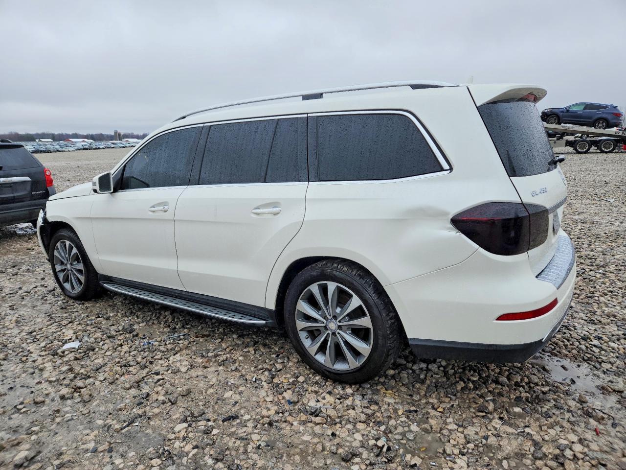 2014 Mercedes-Benz Gl 450 4Matic - Image 2